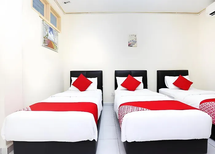 Super Oyo 89640 Hotel Pelangi Marang