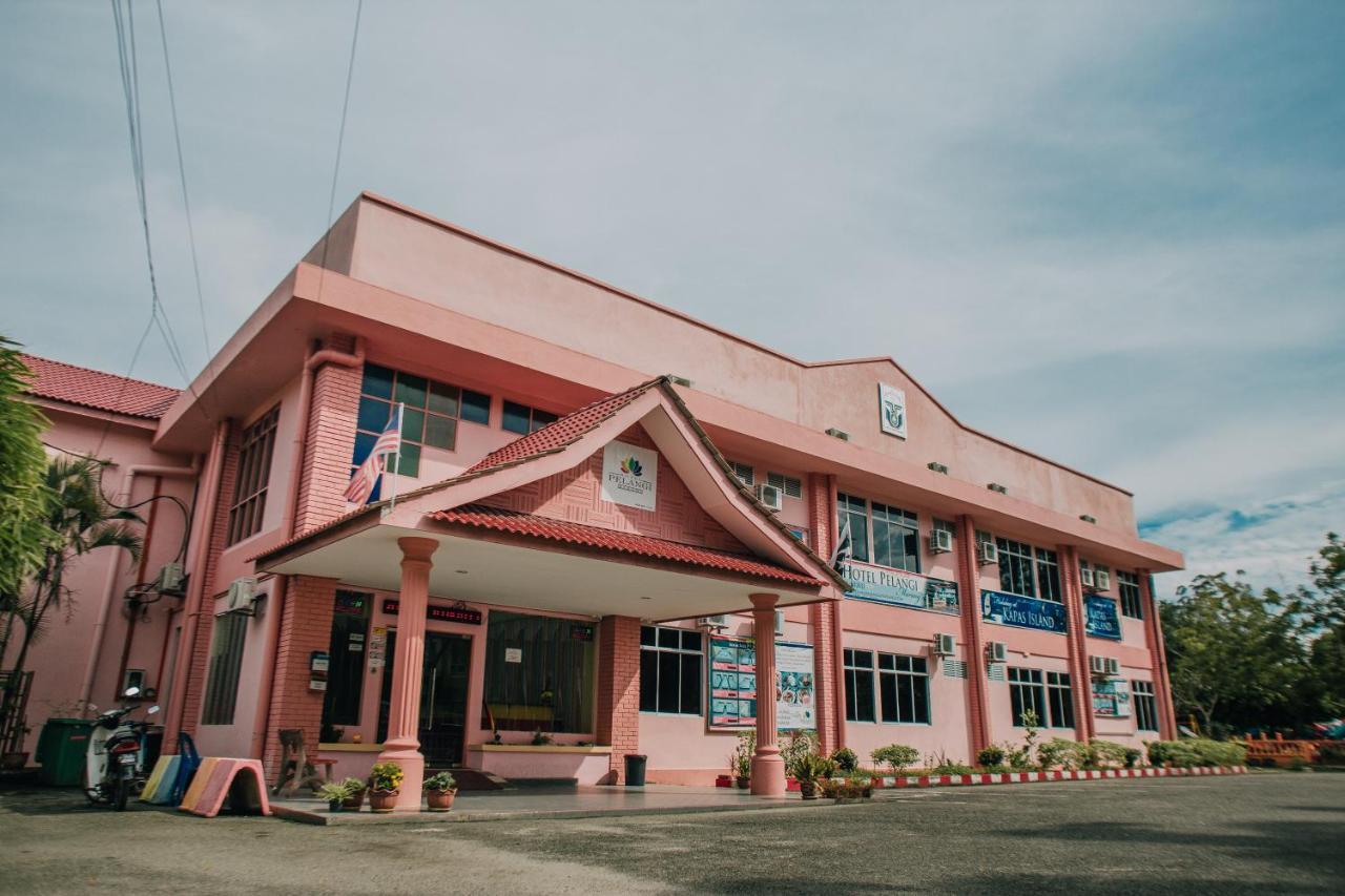 Super Oyo 89640 Pelangi Hotel Marang
