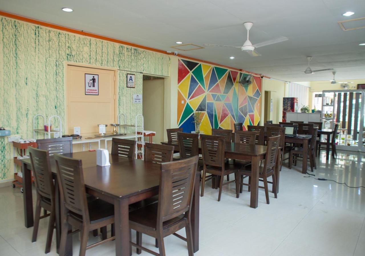 Hotel Super Oyo 89640 Pelangi Marang